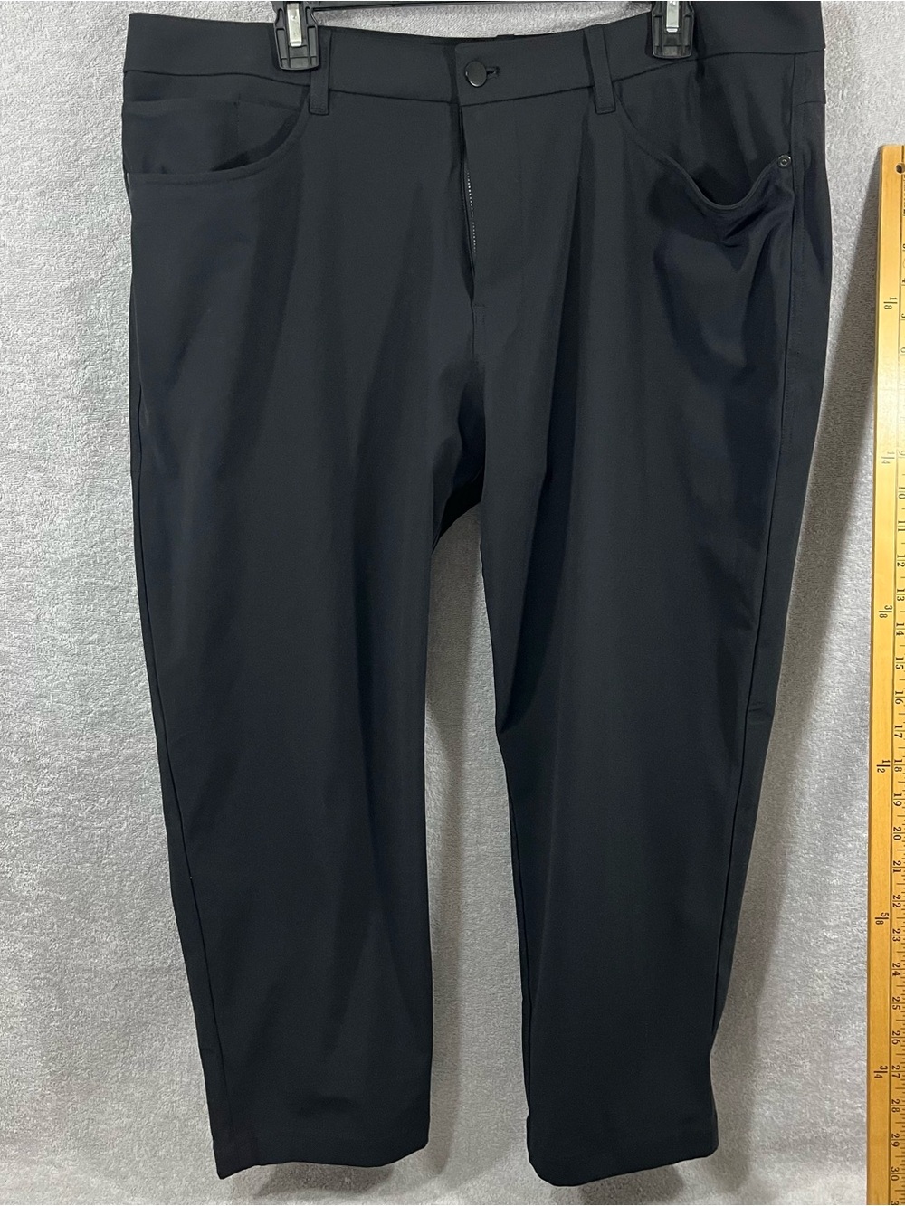 Lululemon ABC Classic Fit Pant Mens 38 Black ABC 38x26 Stretch LM5AQGS